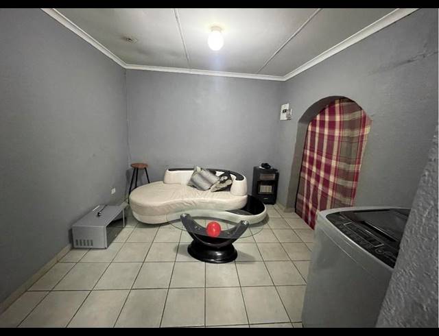 4 BEDROOM HOUSE FOR SALE IN NORKEM PARK